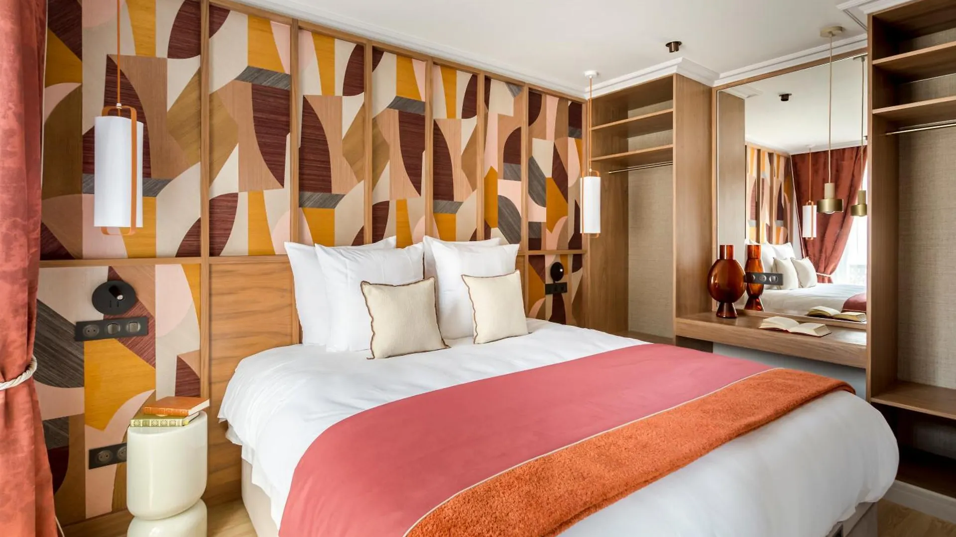 Merveil - Signature - Opera - Rougemont Iii Apartment