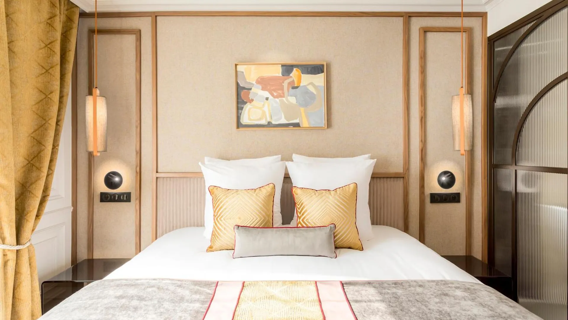 Merveil - Signature - Opera - Rougemont Iii Apartment