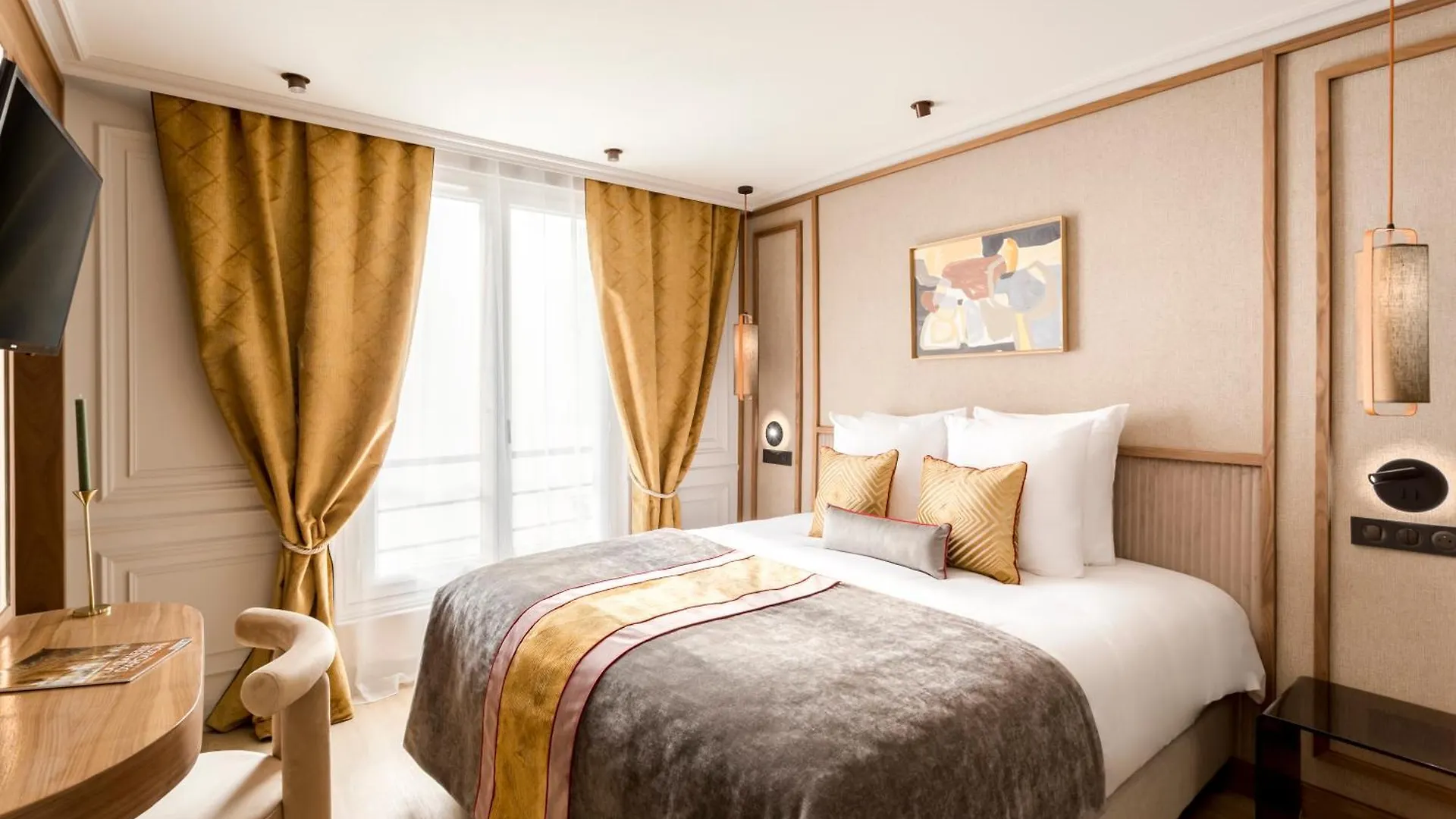 Merveil - Signature - Opera - Rougemont Iii Apartment